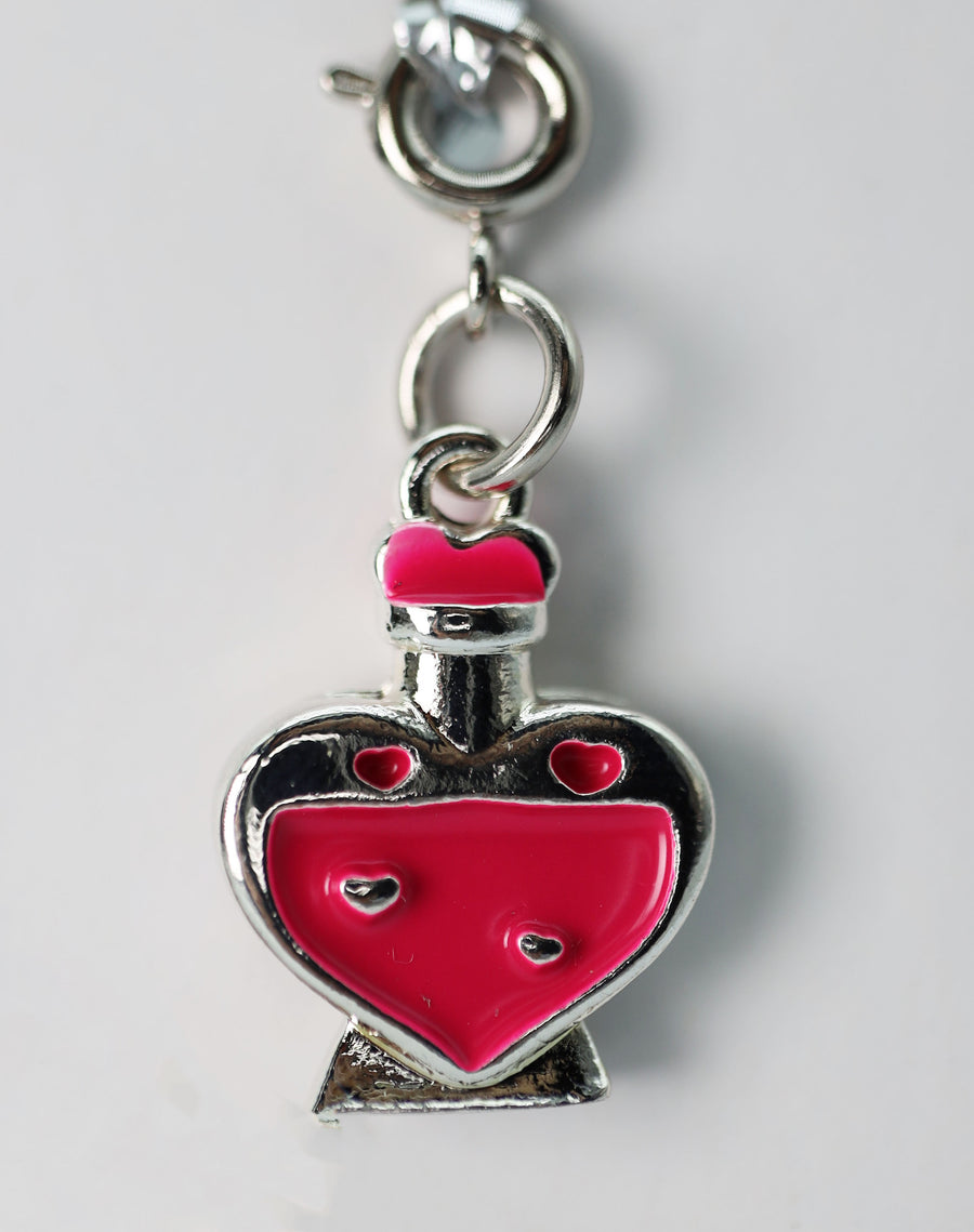 Traveler's Trinkets: Love Potion Charm