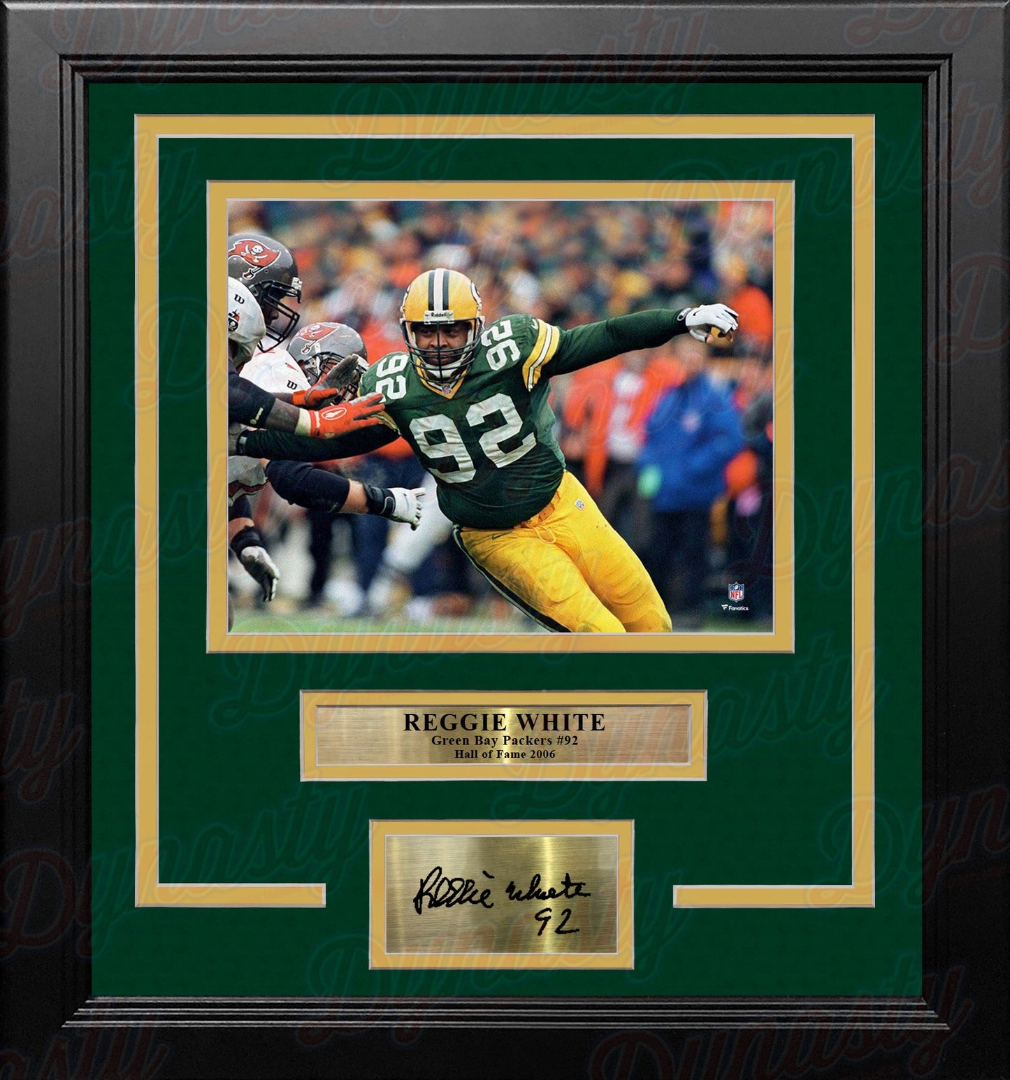 Reggie White in Action Green Bay Packers 8" x 10" Framed Football Photo with Engraved Autograph