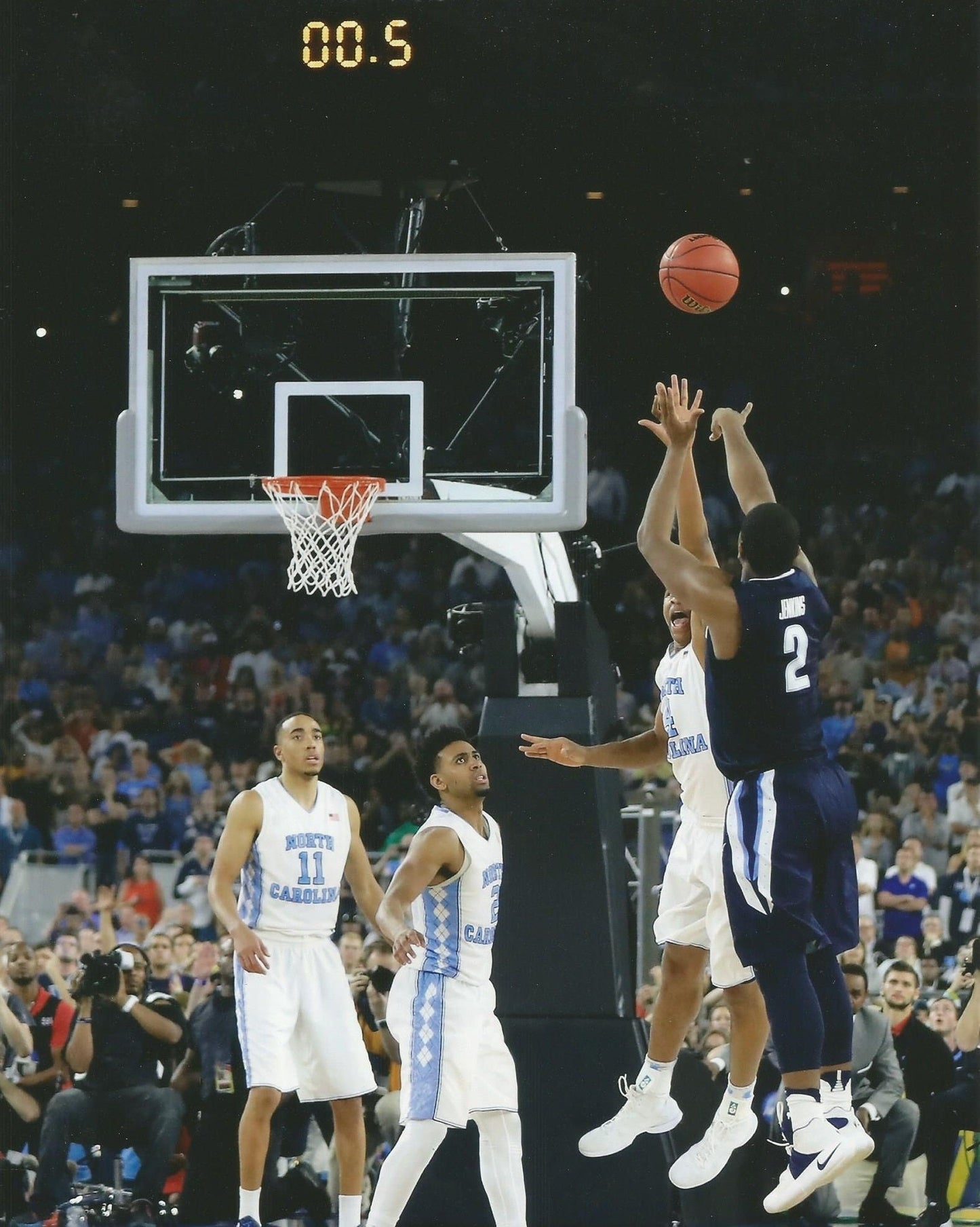 Kris Jenkins Villanova Wildcats 2016 NCAA Finals Buzzer Beater 8" x 10" College Basketball Photo