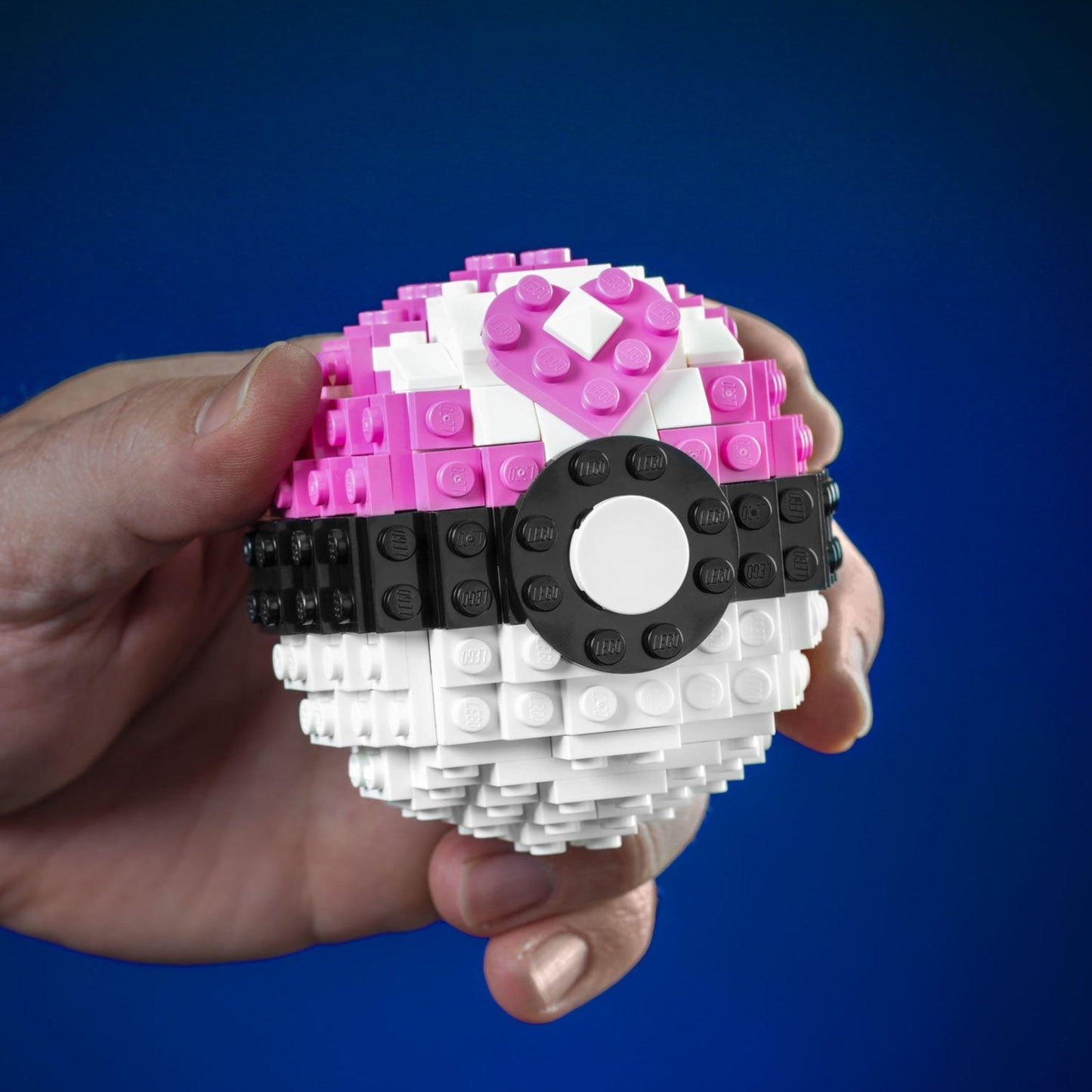 Life-Sized Pocket Spheres