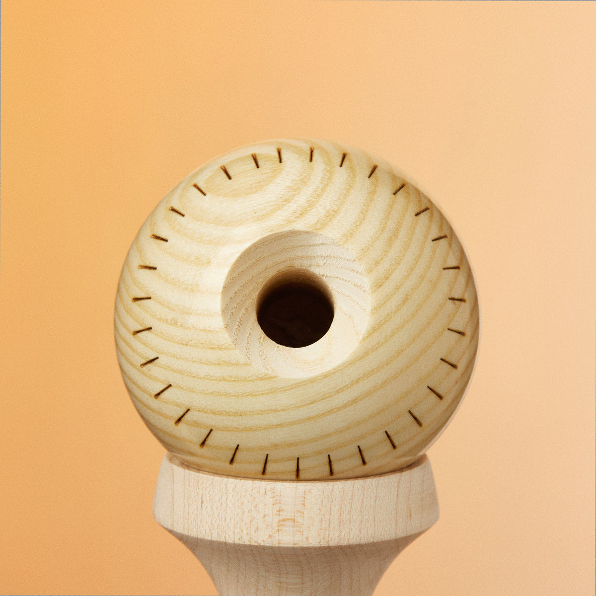 KROM GAS - CREAM Kendama