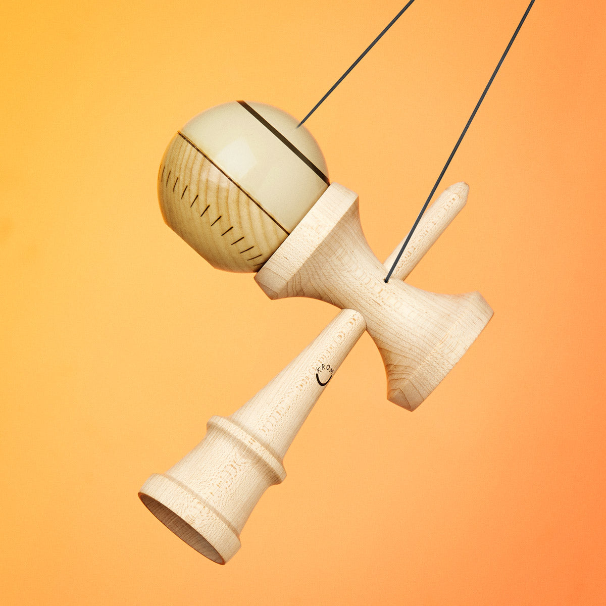KROM GAS - CREAM Kendama