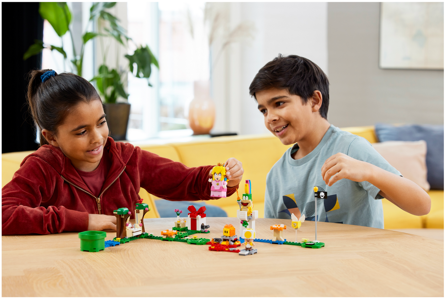 Lego Super Mario Adventures with Peach Starter Course