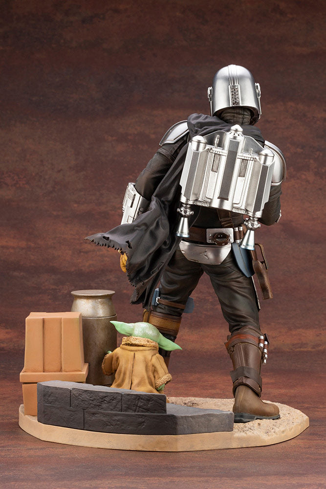 THE MANDALORIAN & THE CHILD ARTFX PVC STATUE