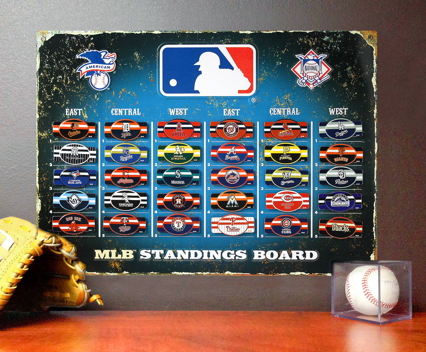 MLB Magnetic Standings Board