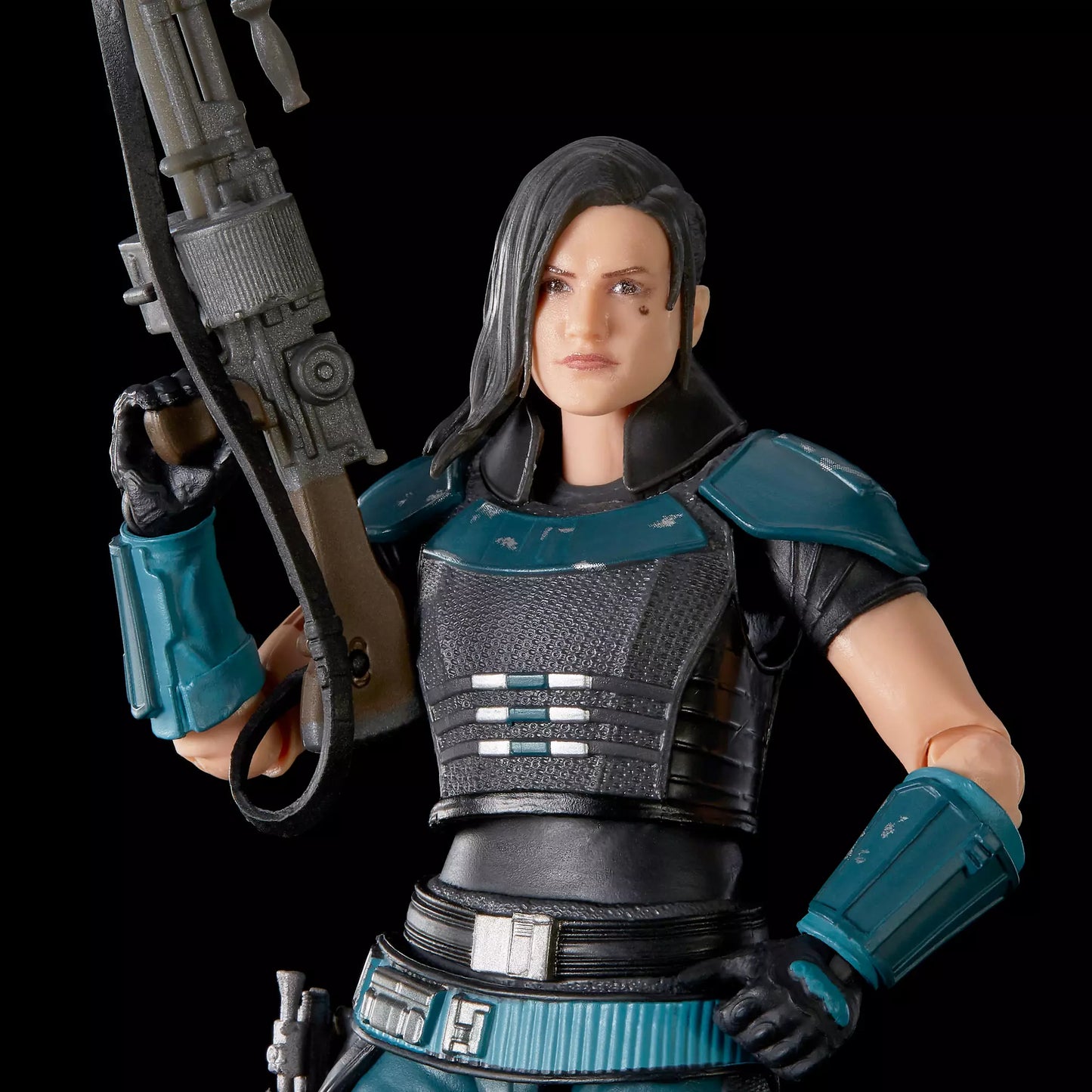 Star Wars Black Mandalorian Cara Dune Deluxe Action Figure