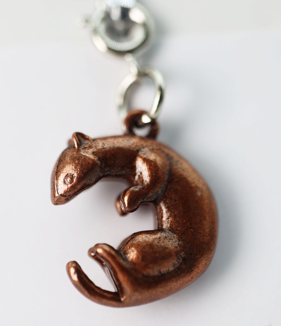 Traveler's Trinkets: Weasel Charm