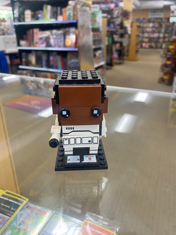 BrickHeadz - Finn Star Wars Episode 7 - Preowned Lego - 41485