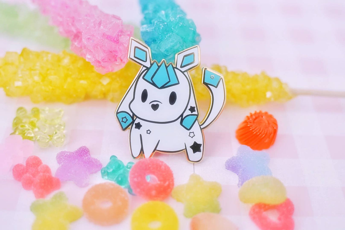 Pokemon: Shiny Glaceon Enamel Pin