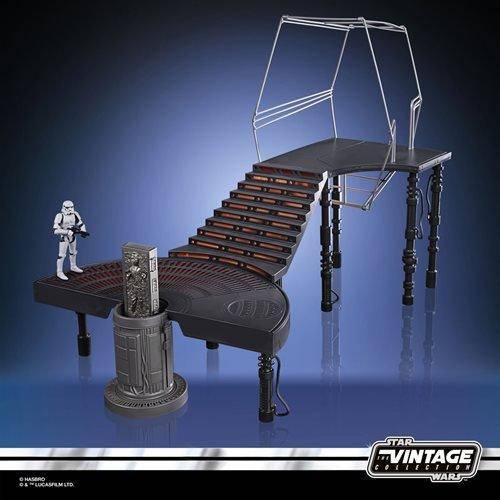 Star Wars - The Vintage Collection - Carbon-Freezing Chamber Playset with Stormtrooper Action Figure