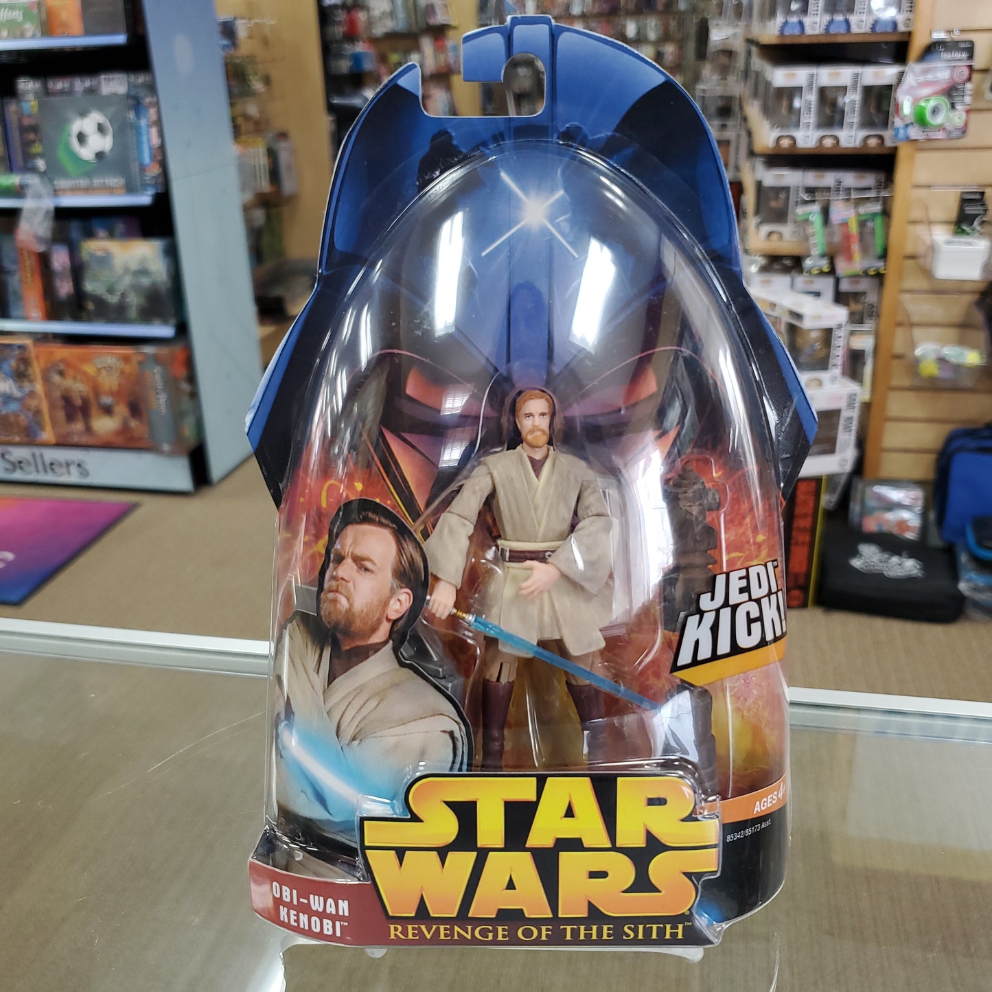 Obi-Wan Kenobi (Jedi Kick) - Star Wars Revenge of the Sith Action Figure