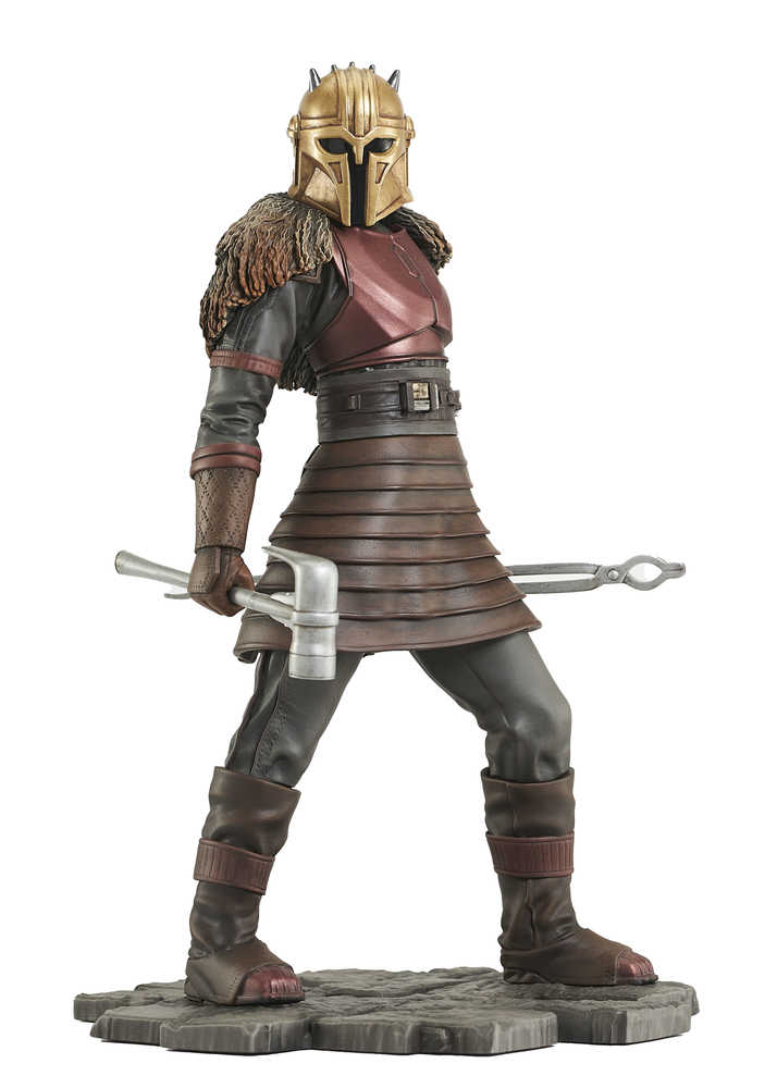 Star Wars Mandalorian Premier Collection Armorer Statue - In Stock!
