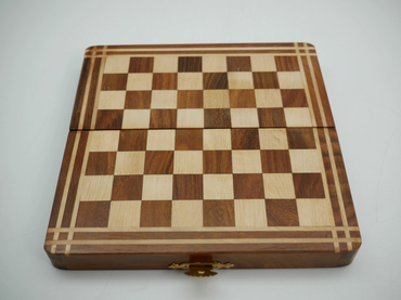 Chess Set - Magnetic Folding - Wood